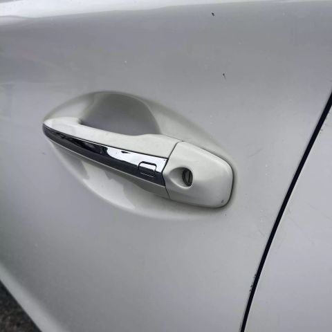 2015 Infiniti Q50 3.7 Premium Sedan 4d - Image 34