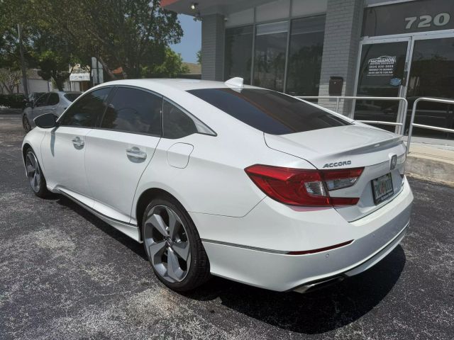 2018 Honda Accord - Image 6