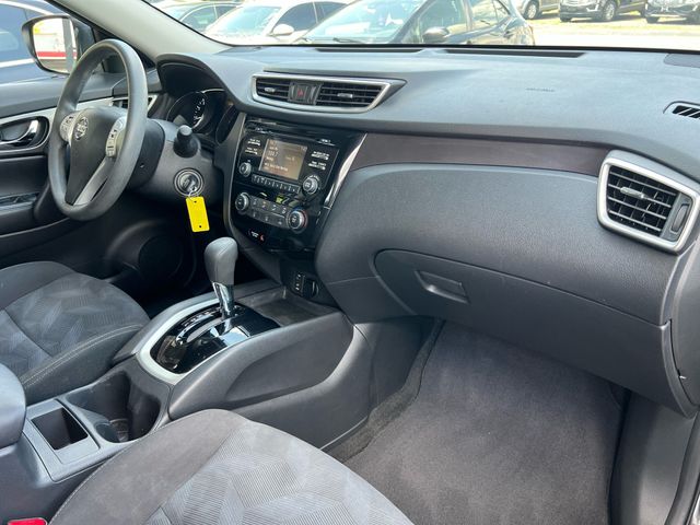 2015 Nissan Rogue - Image 24