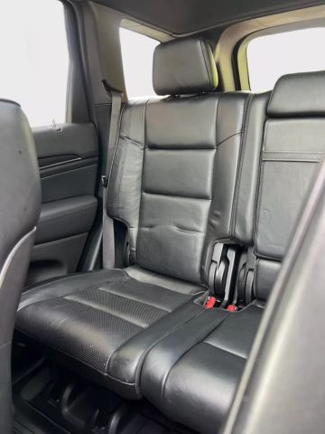 2019 Jeep Grand Cherokee - Image 15
