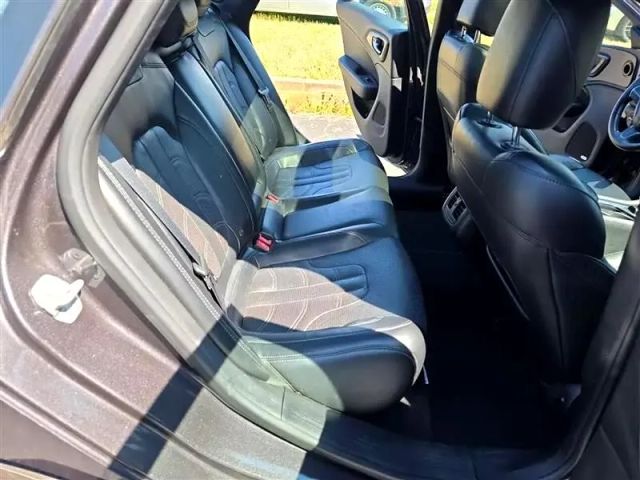 2015 Chrysler 200 - Image 19