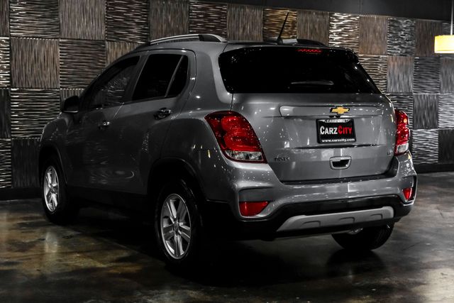 2019 Chevrolet Trax Lt Sport Utility 4d - Image 9