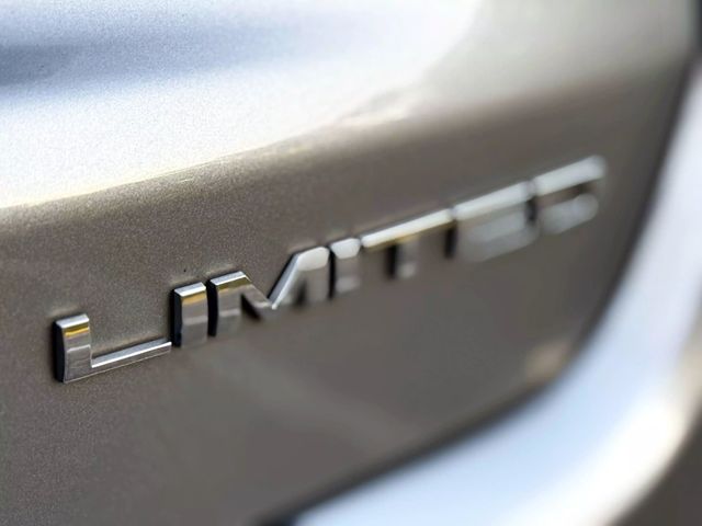 2020 Jeep Compass - Image 24
