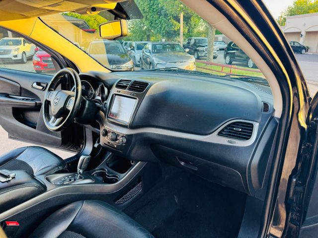 2017 Dodge Journey - Image 22