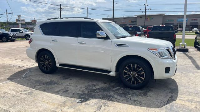 2019 Nissan Armada - Image 9