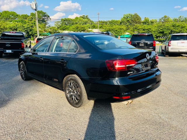 2017 Volkswagen Jetta - Image 12