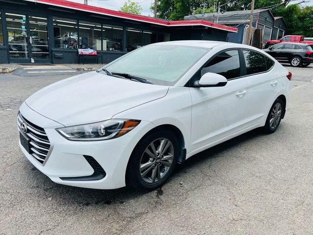 2018 Hyundai Elantra - Image 13