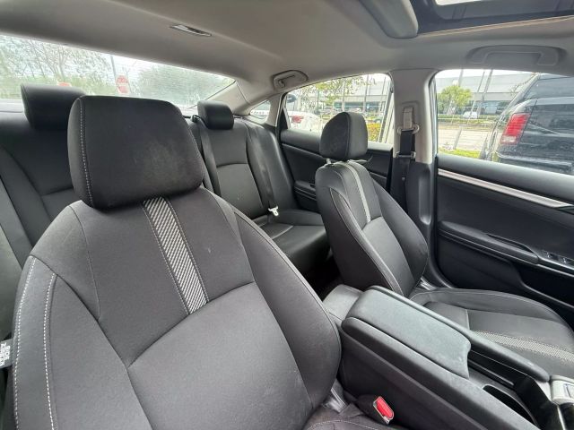 2016 Honda Civic - Image 15
