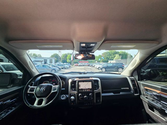 2016 Ram 1500 Crew Cab - Image 15