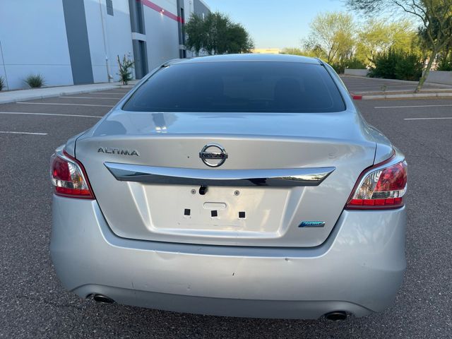 2013 Nissan Altima - Image 7