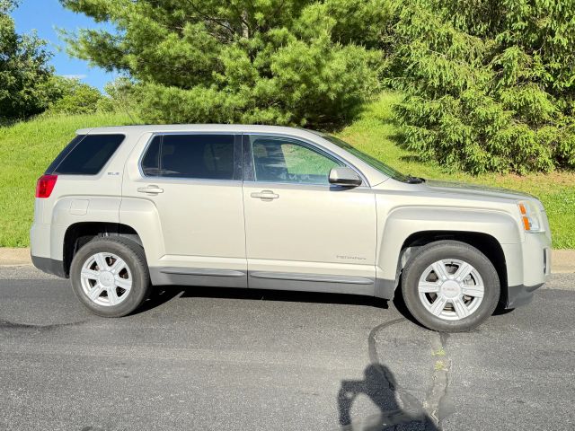 2015 Gmc Terrain Sle-1 Sport Utility 4d - Image 14