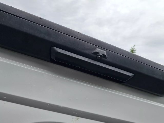 2019 Ford F250 Super Duty Crew Cab - Image 10