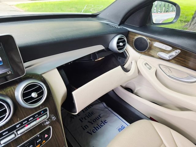 2018 Mercedes-benz C-class - Image 21
