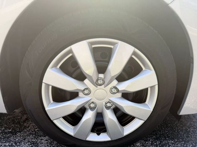 2018 Toyota Corolla - Image 23