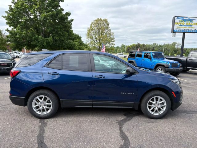 2022 Chevrolet Equinox - Image 7