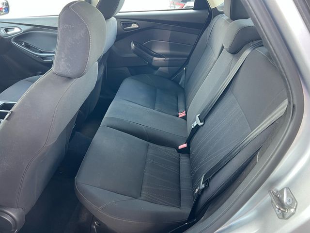 2016 Ford Focus - Image 23