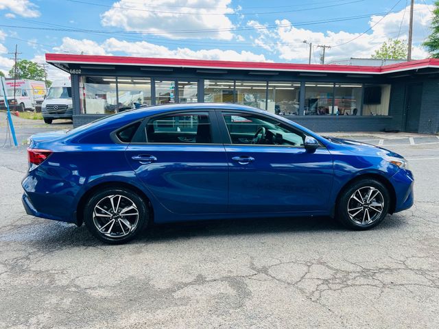 2022 Kia Forte - Image 4