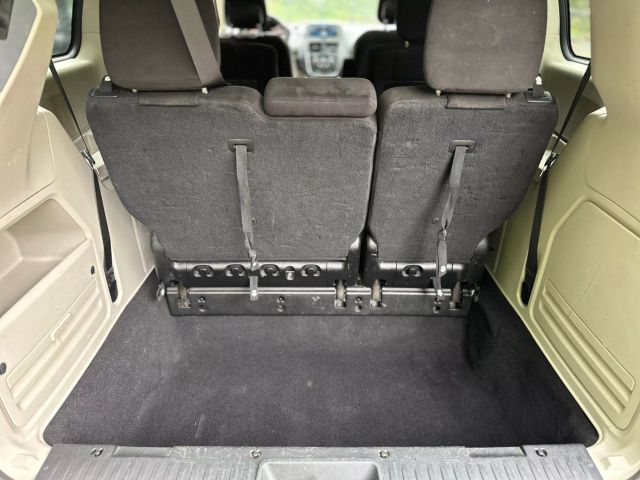 2014 Dodge Grand Caravan Passenger - Image 14