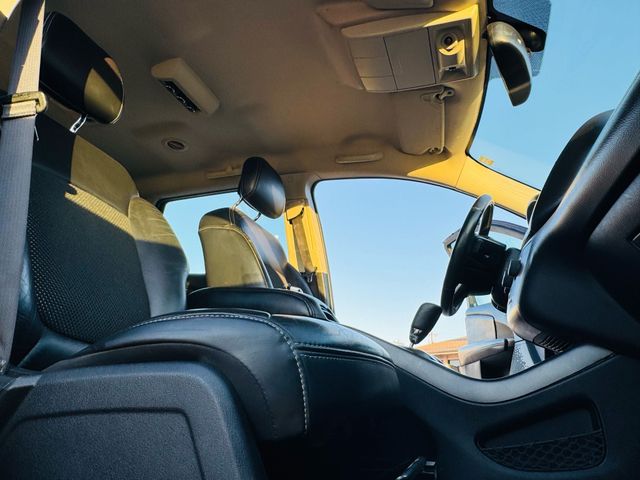2017 Dodge Journey - Image 24