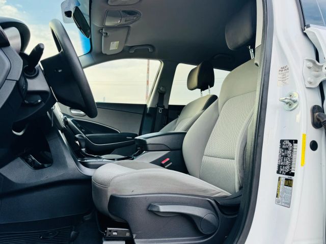 2017 Hyundai Santa Fe Sport - Image 15
