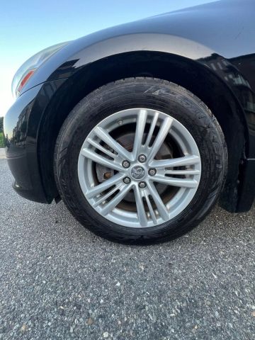 2015 Infiniti Q40 Sedan 4d - Image 32