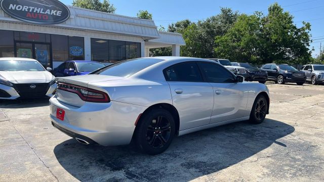 2020 Dodge Charger - Image 11