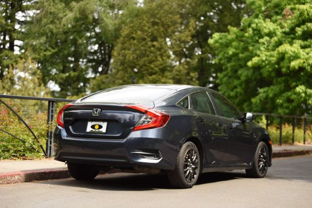 2017 Honda Civic - Image 12