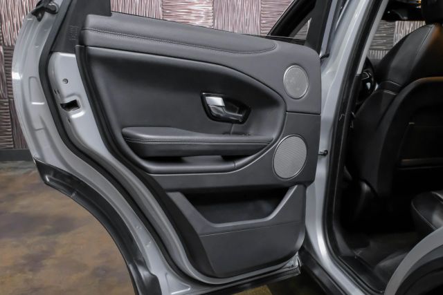 2018 Land Rover Range Rover Evoque Se Premium Sport Utility 4d - Image 38