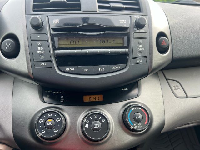2009 Toyota Rav4 - Image 18