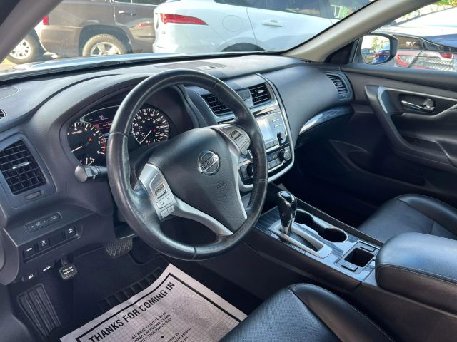 2018 Nissan Altima - Image 17