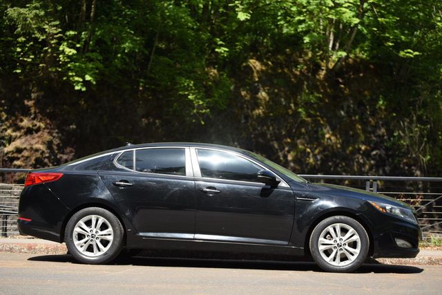 2013 Kia Optima - Image 13