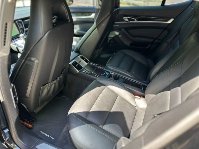 2015 Porsche Panamera - Image 7