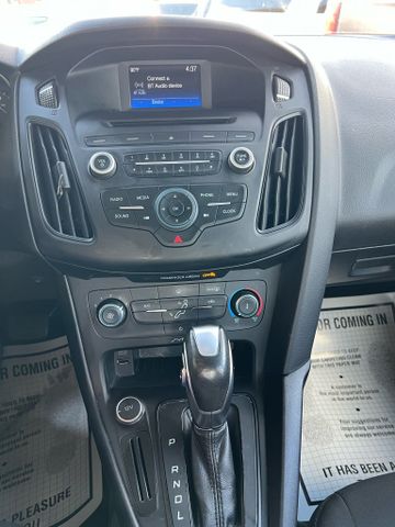 2016 Ford Focus - Image 29
