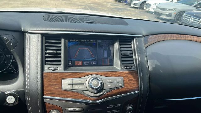 2019 Nissan Armada - Image 21