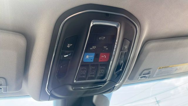 2023 Jeep Grand Cherokee 4xe - Image 27