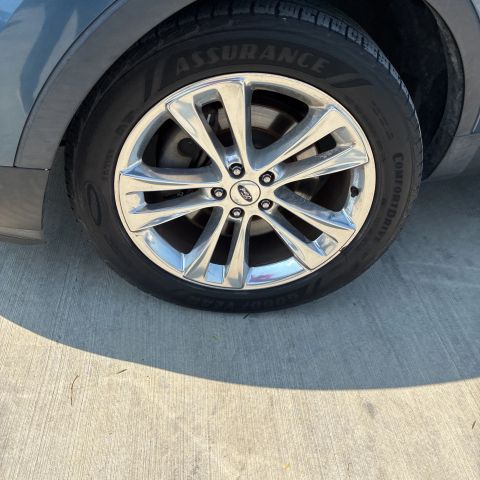2018 Ford Explorer - Image 43