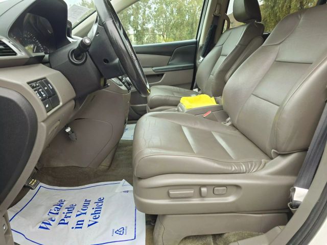 2016 Honda Odyssey - Image 15