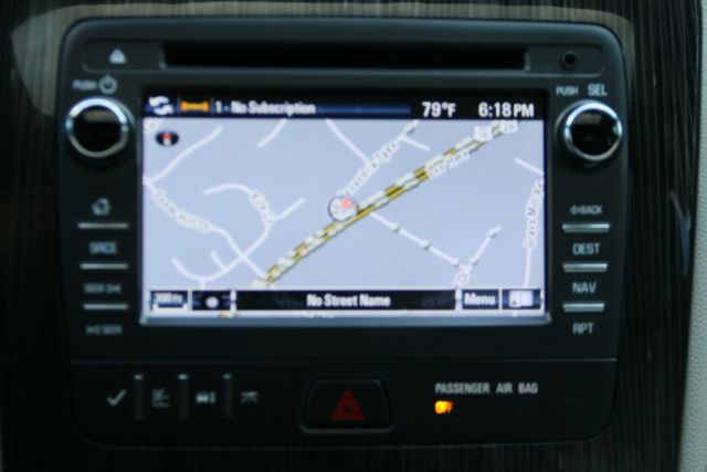 2015 Chevrolet Traverse - Image 36