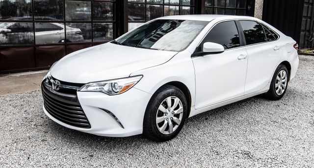 2016 TOYOTA CAMRY SEDAN WHITE AUTOMATIC - Auto Masters of Carolinas