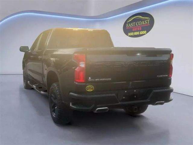 2020 Chevrolet Silverado 1500 Crew Cab - Image 3