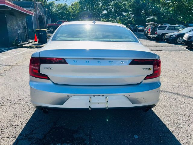 2018 Volvo S90 - Image 8