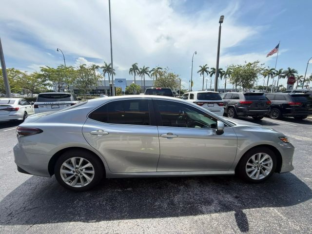 2021 Toyota Camry - Image 8