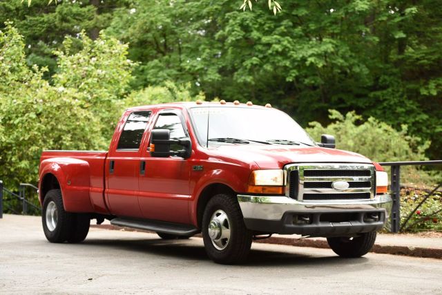 1999 Ford F350 Super Duty Crew Cab - Image 12
