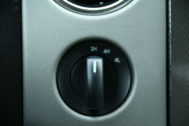 2004 Ford F150 Super Cab - Image 25
