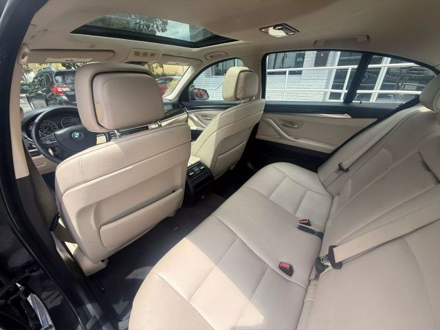 2013 Bmw 5 Series - Image 11