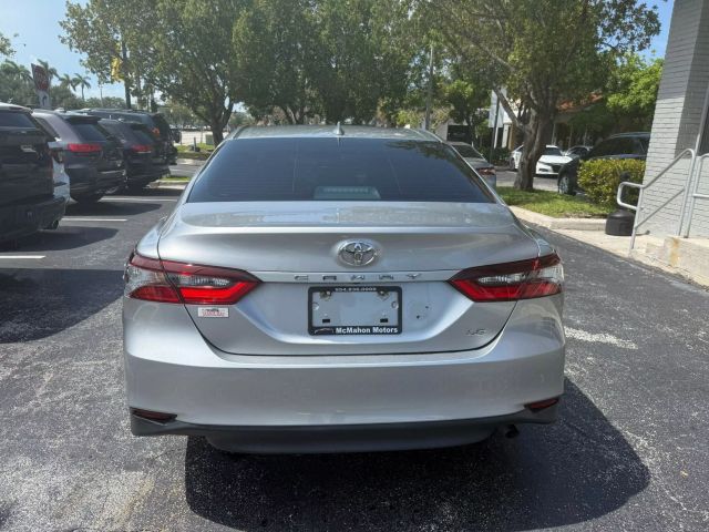 2021 Toyota Camry - Image 6