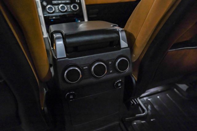 2019 Land Rover Discovery Hse Luxury Sport Utility 4d - Image 33