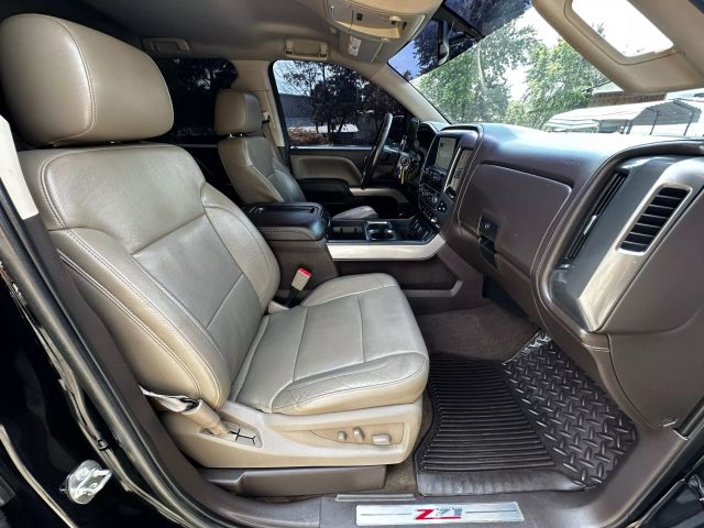 2015 Chevrolet Silverado 1500 Crew Cab - Image 18