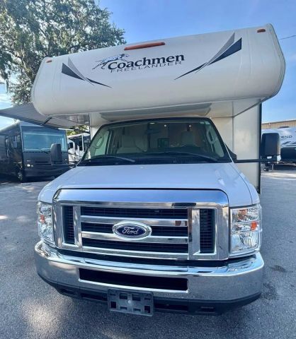 2019 Coachmen Freelander Premier - Image 19