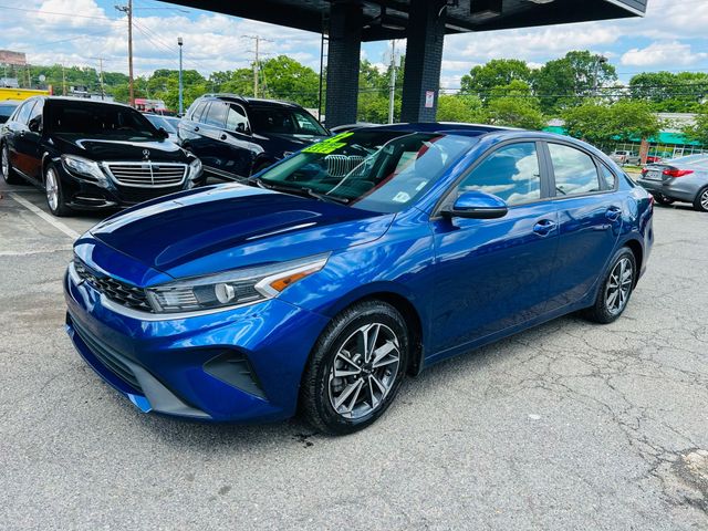 2022 Kia Forte - Image 14
